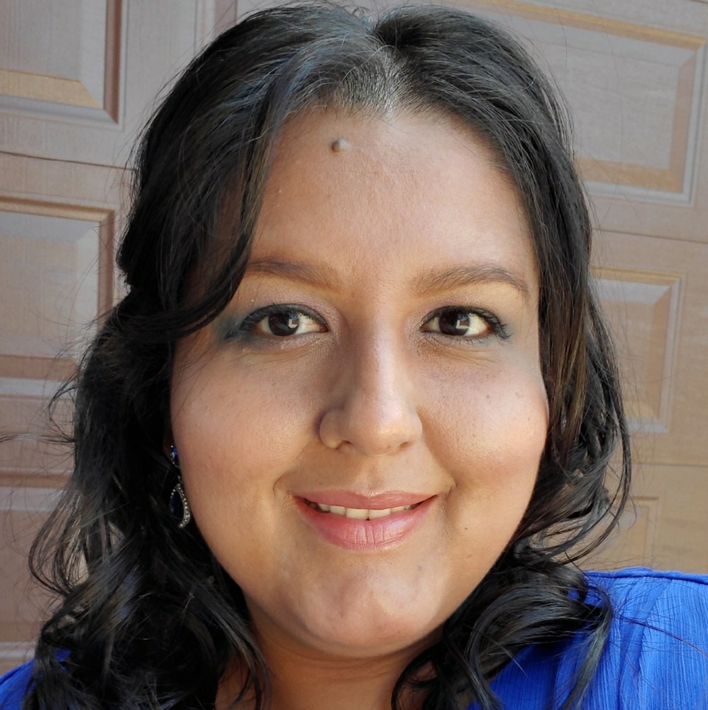 Meet your Posher, Esmer